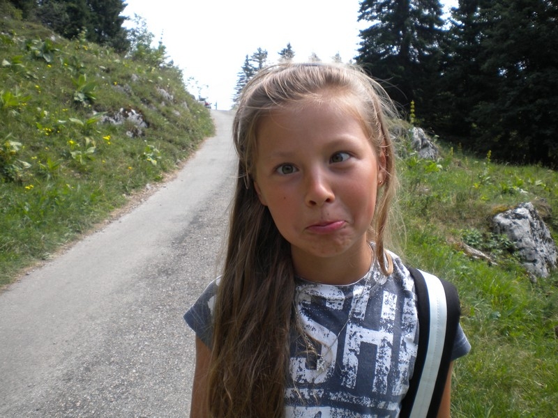 Village Camps International Summer Camp Leysin, Switzerland 2026-08-15 https://www.villagecamps.com/journals_admin/images/714-16-green hike (23).jpg